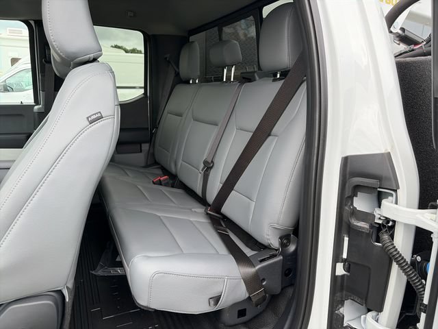 New 2026 Ford F550 4x4 Supercab Super Duty image 23