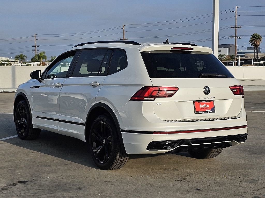 Used 2024 Volkswagen Tiguan SE R-Line image 15