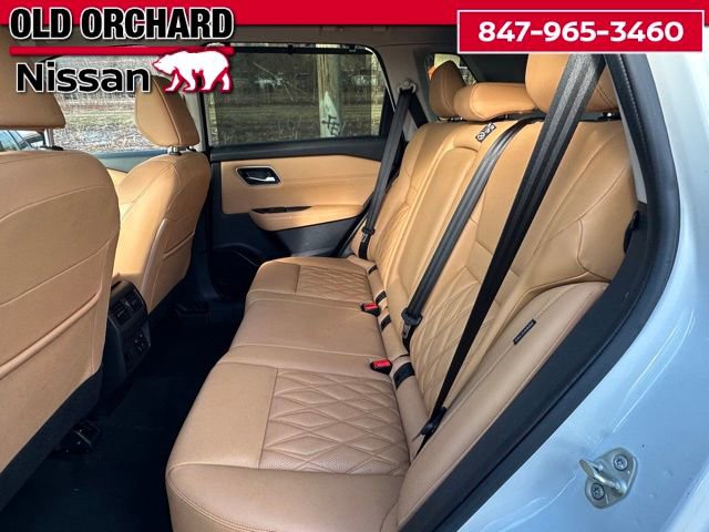 Used 2023 Nissan Rogue Platinum w/ Platinum Premium Package AWD/4WD image 11