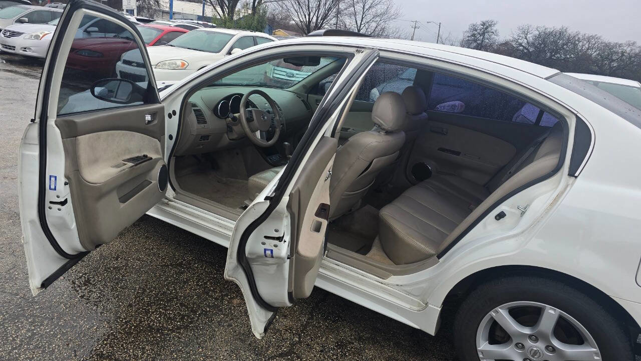 Used 2005 Nissan Altima 3.5 SL FWD image 8