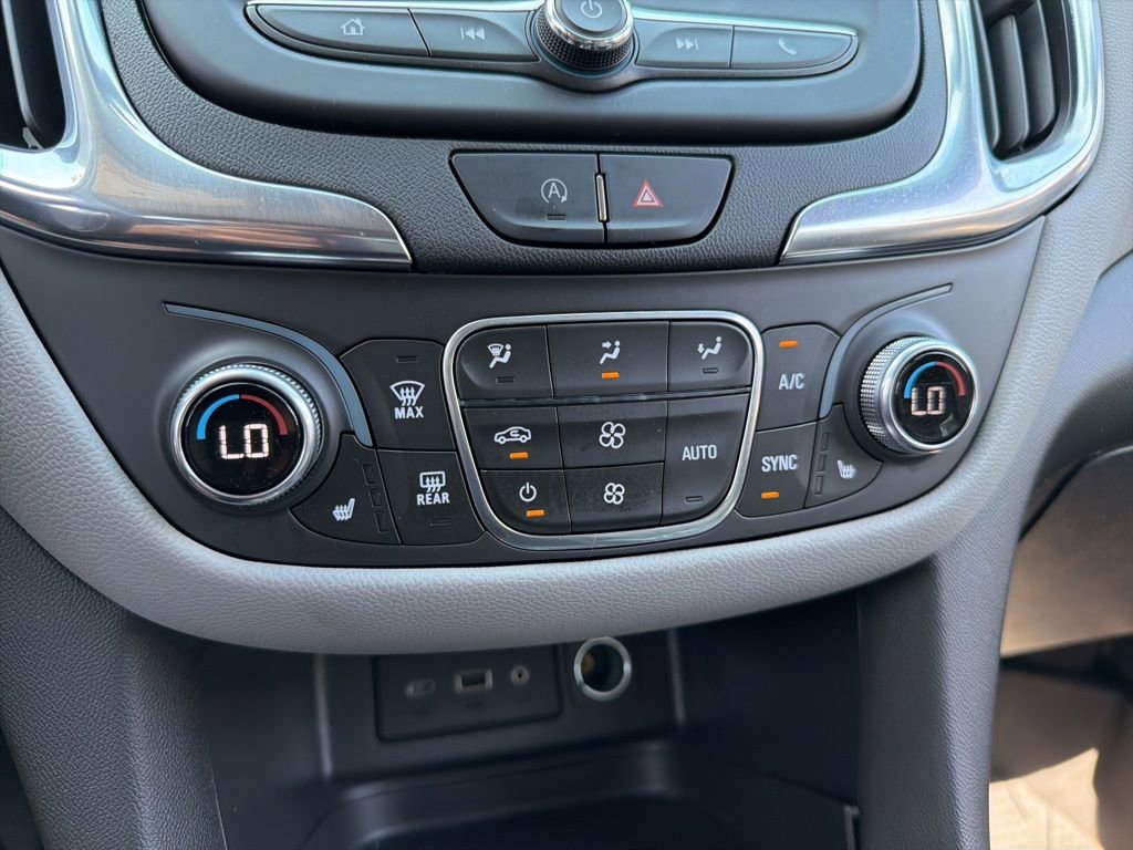 Used 2022 Chevrolet Equinox LT FWD image 12