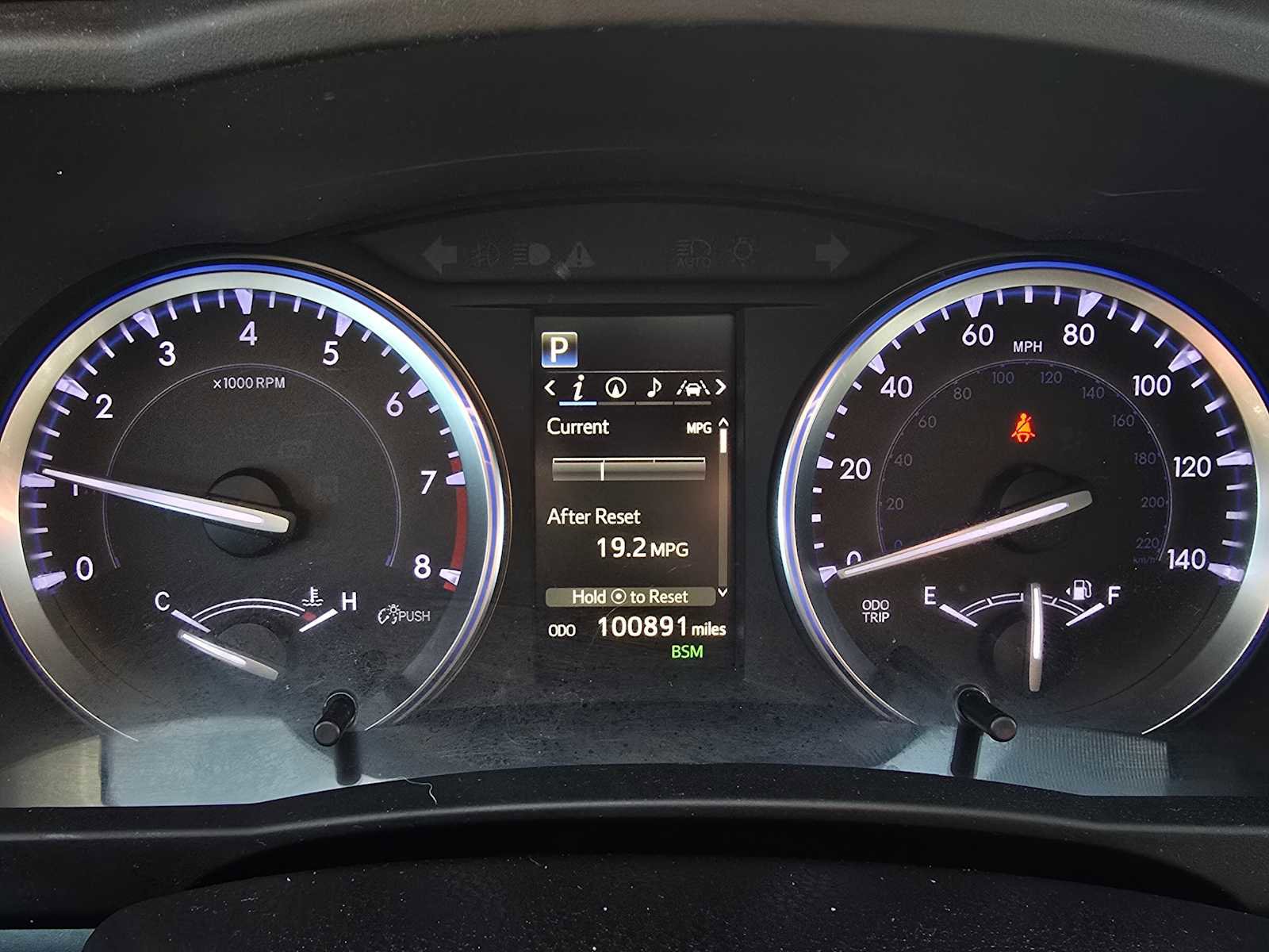 Used 2018 Toyota Highlander XLE image 29