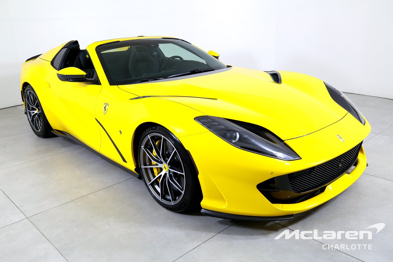 Used 2023 Ferrari 812 GTS RWD image 4