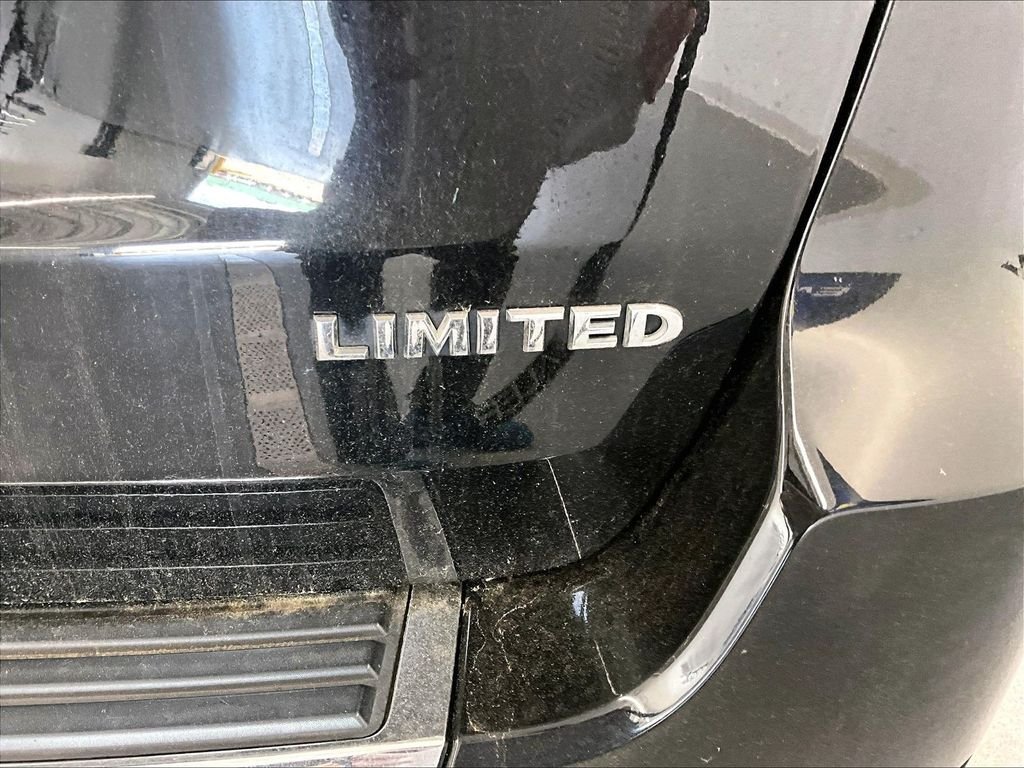 Used 2017 Jeep Grand Cherokee Limited AWD/4WD image 27