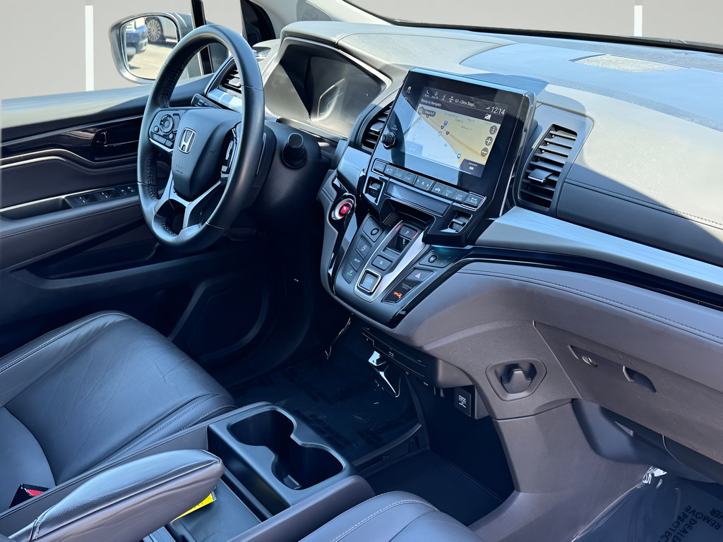 Used 2023 Honda Odyssey Touring image 14