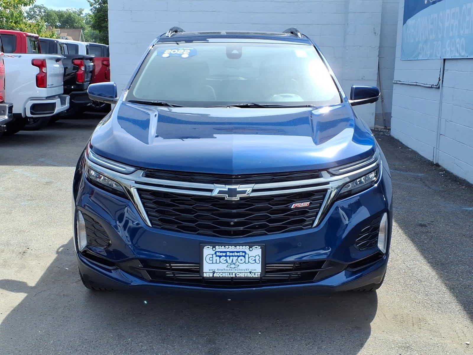 Used 2022 Chevrolet Equinox RS w/ RS Leather Package AWD/4WD image 2