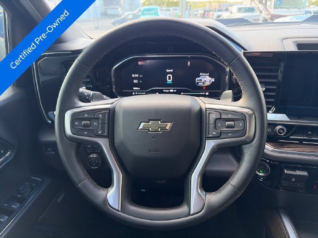 Used 2024 Chevrolet Silverado 1500 LT Trail Boss w/ LT Trail Boss Premium Package AWD/4WD image 16