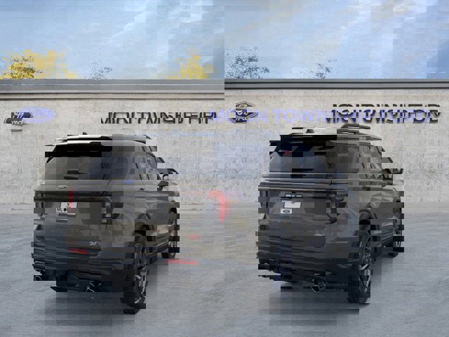 New 2026 Ford Explorer ST w/ Sun And Sound Package image 8