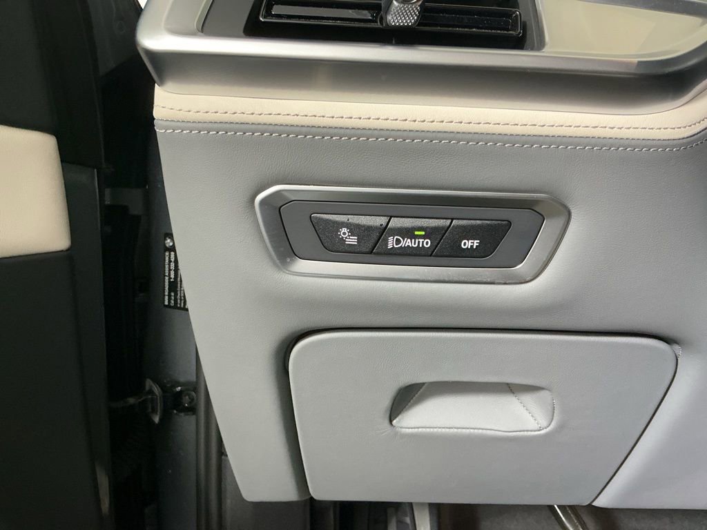 Certified 2024 BMW X7 M60i w/ Executive Package image 18