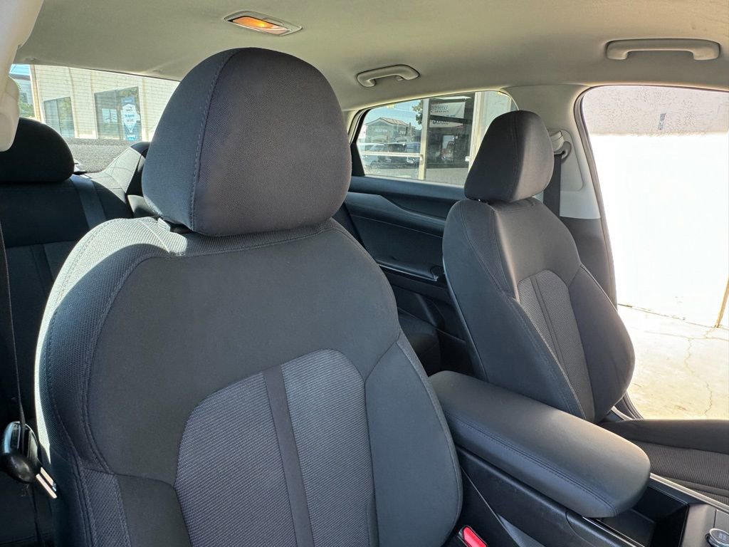 Used 2023 Kia K5 LXS image 24