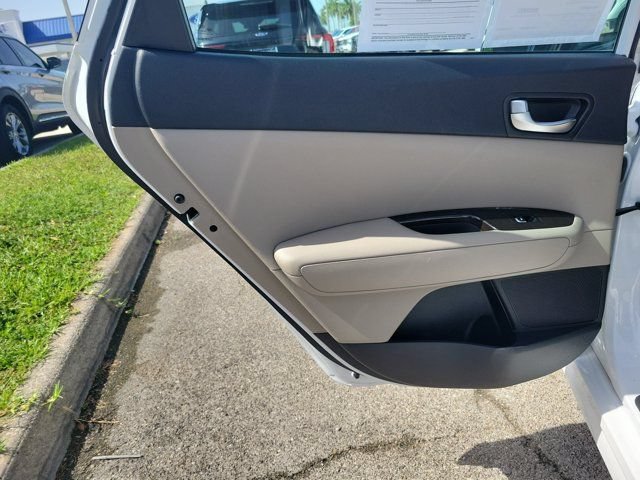 Used 2018 Kia Optima EX FWD image 14