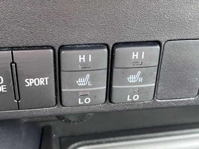 Used 2015 Toyota RAV4 Limited image 19