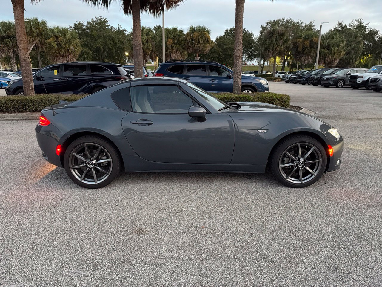 Used 2021 MAZDA MX-5 Miata RF Grand Touring RWD image 6