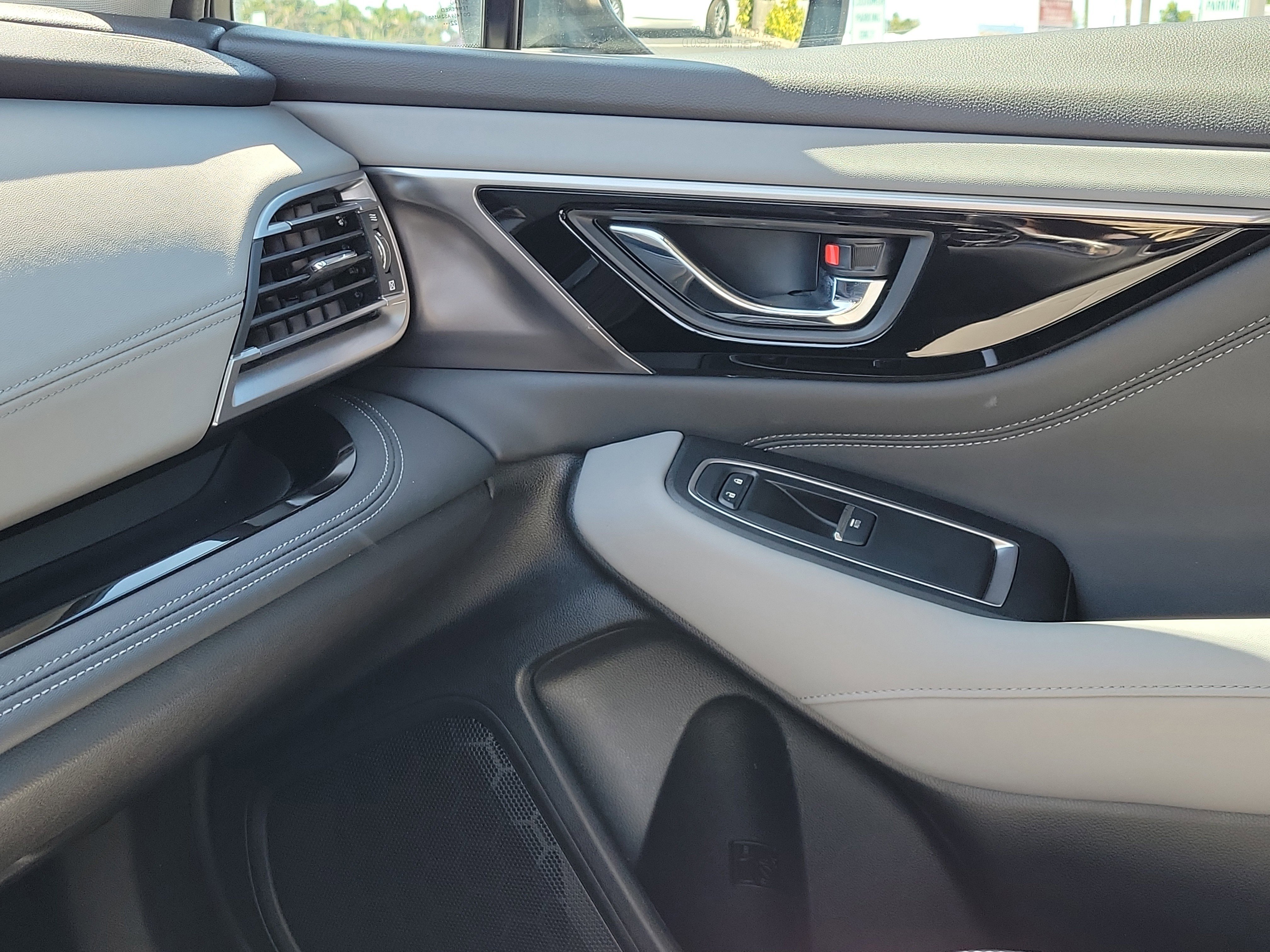 Used 2023 Subaru Outback Limited image 30