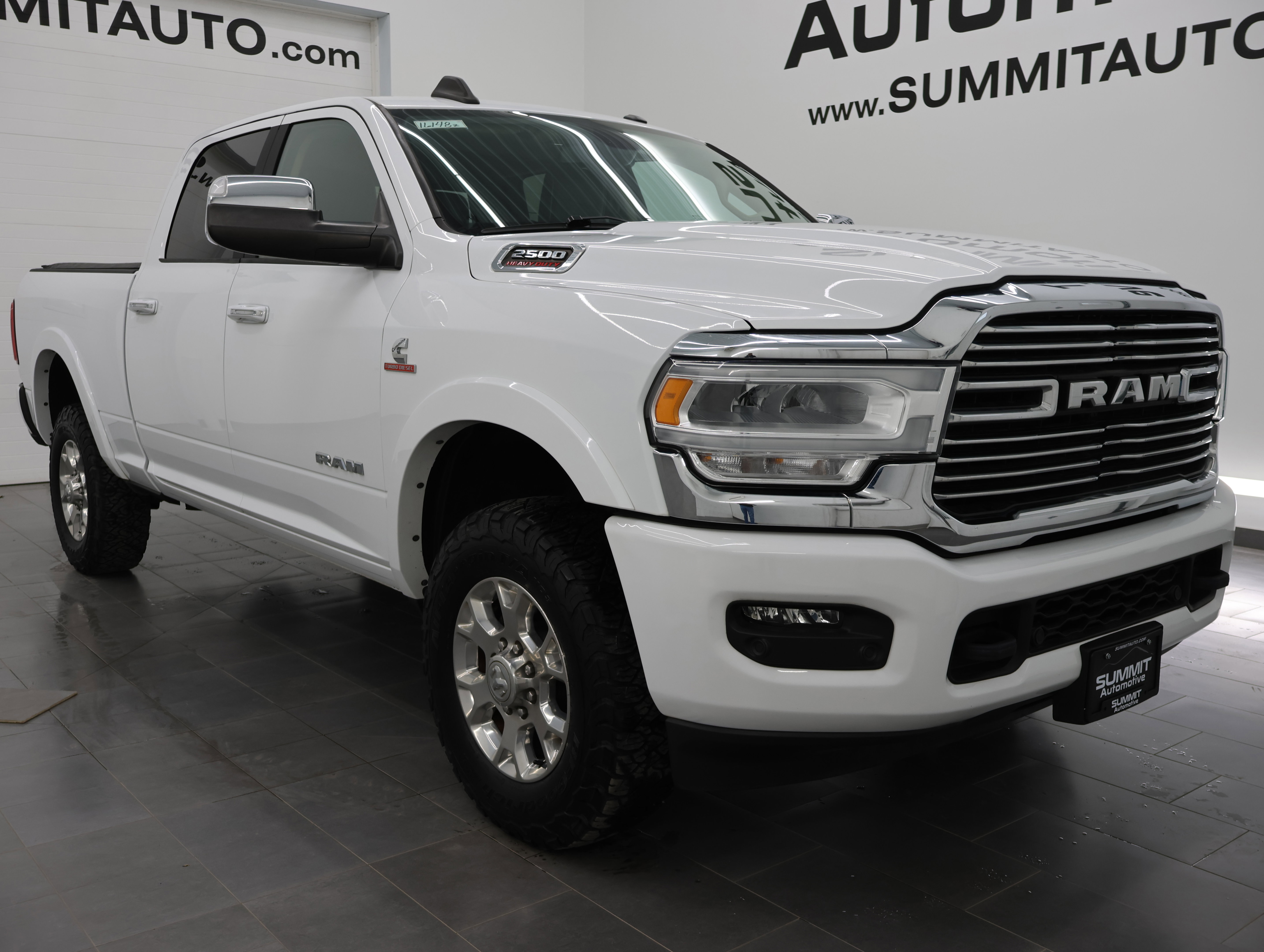 Used 2022 RAM 2500 Laramie AWD/4WD image 2