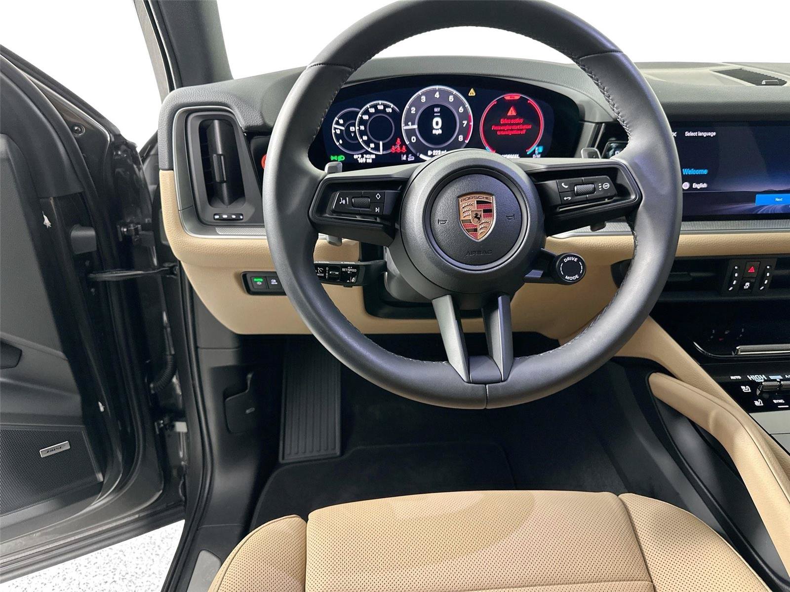Certified 2026 Porsche Cayenne AWD/4WD image 18