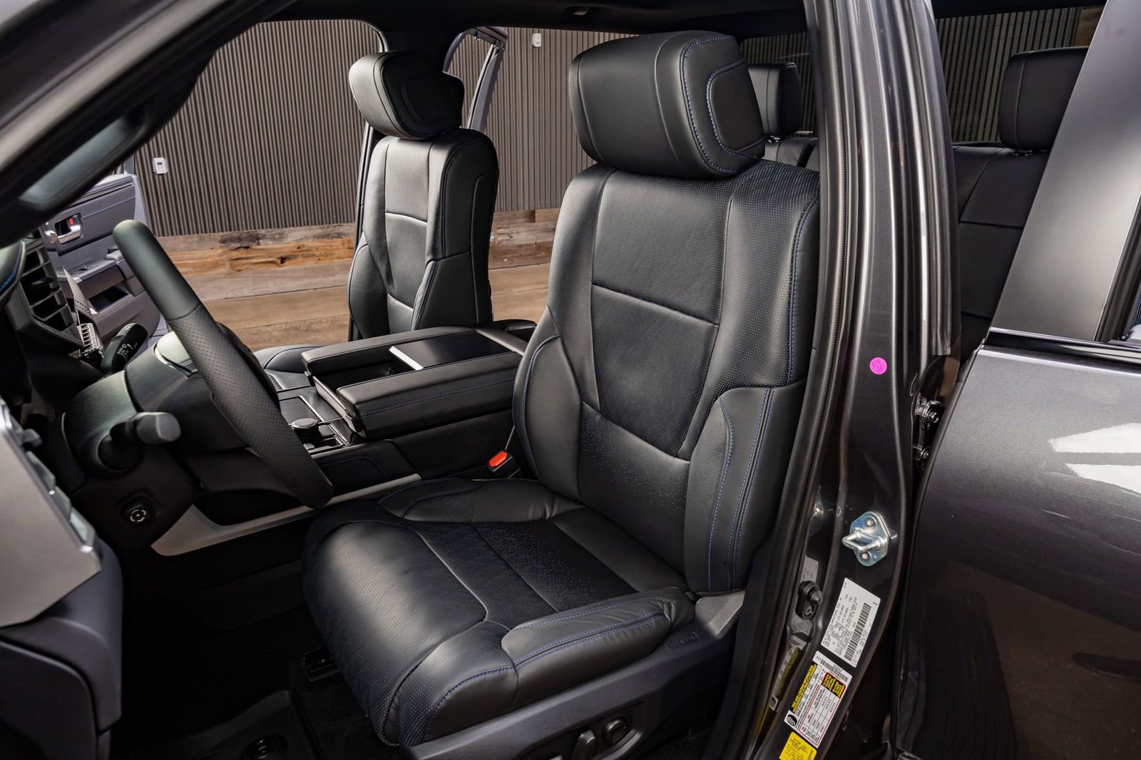 Used 2025 Toyota Tundra Platinum image 30