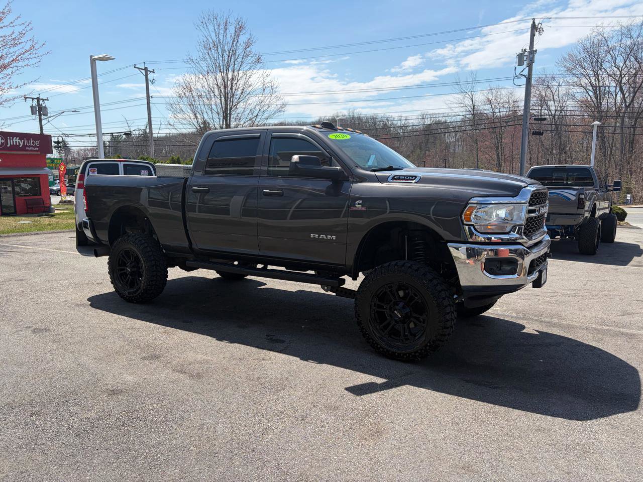 Used 2020 RAM 2500 Tradesman w/ Chrome Appearance Group AWD/4WD image 5