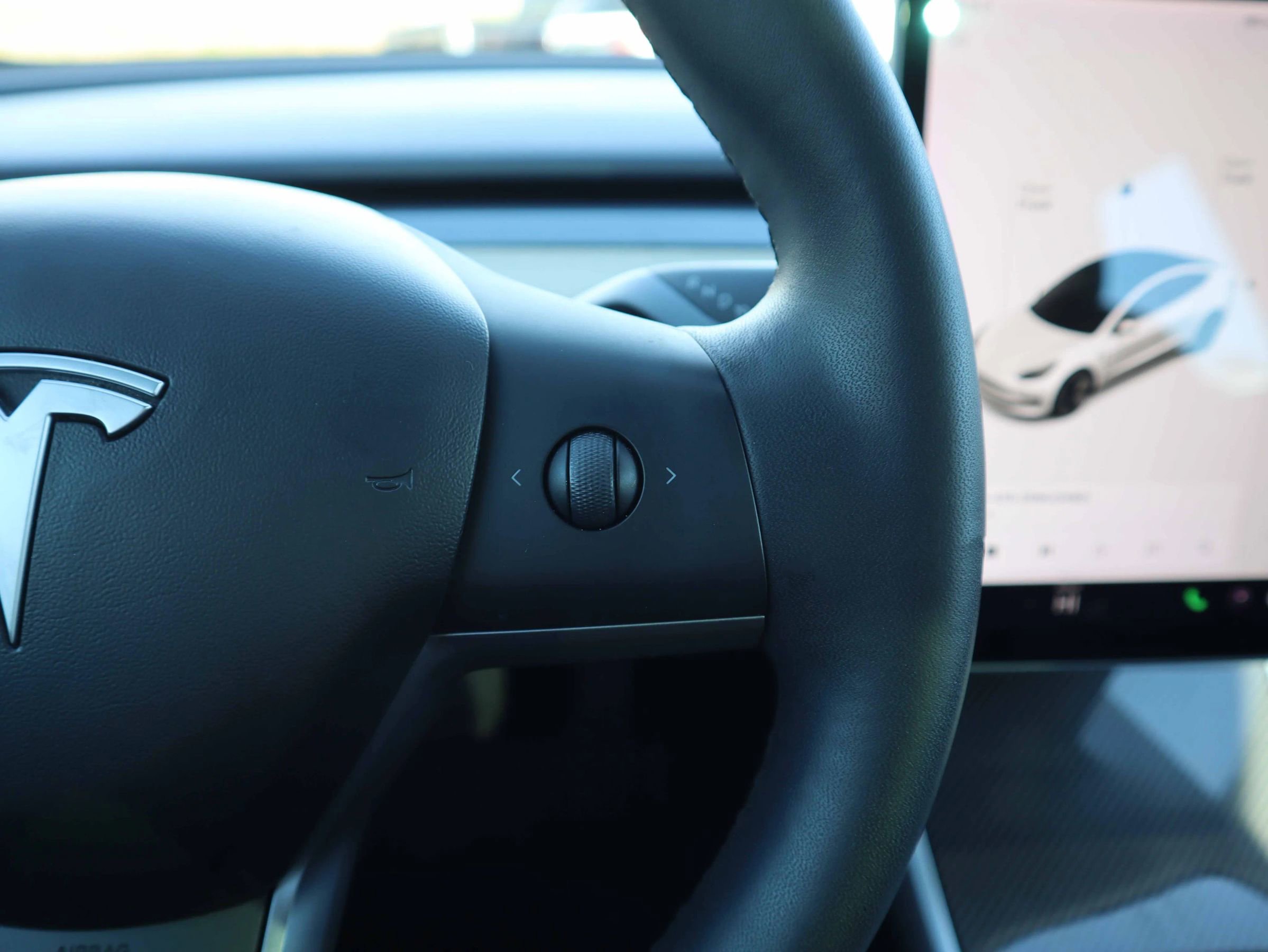 Used 2019 Tesla Model 3 Long Range image 16