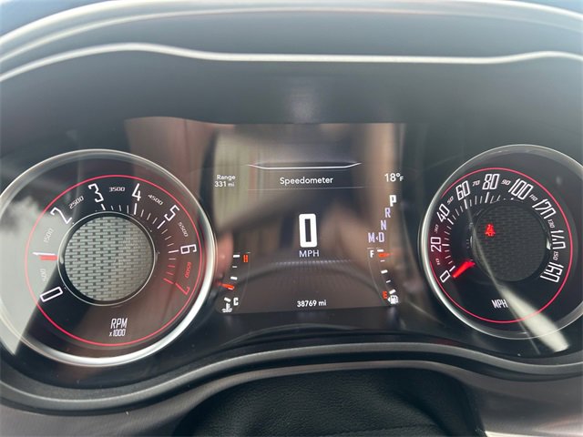 Used 2022 Dodge Challenger SXT image 22