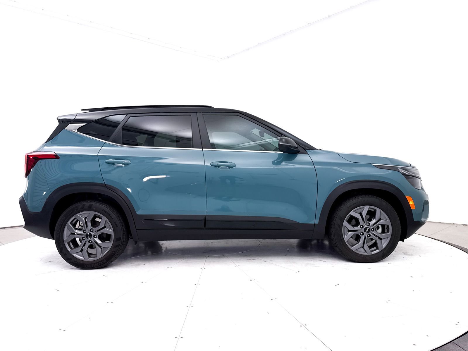 Certified 2024 Kia Seltos S FWD image 39