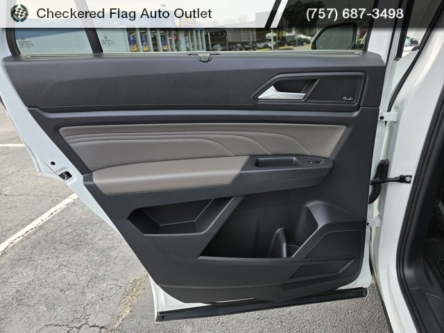 Used 2021 Volkswagen Atlas Cross Sport SEL Premium image 46