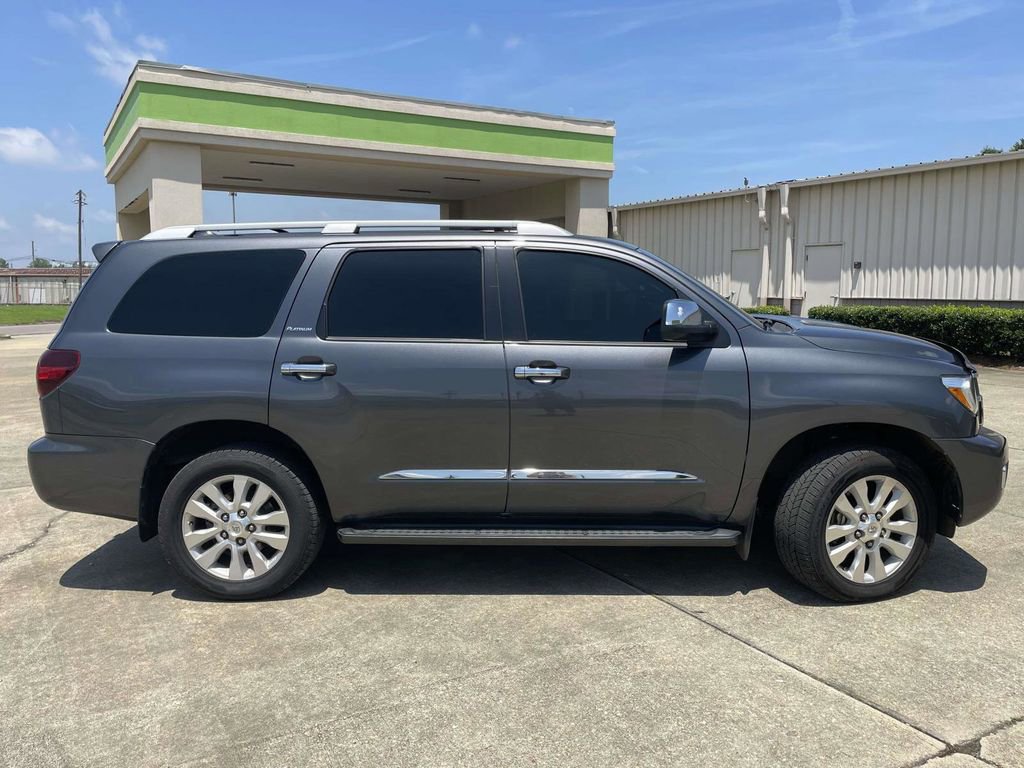 Used 2020 Toyota Sequoia Platinum AWD/4WD image 2