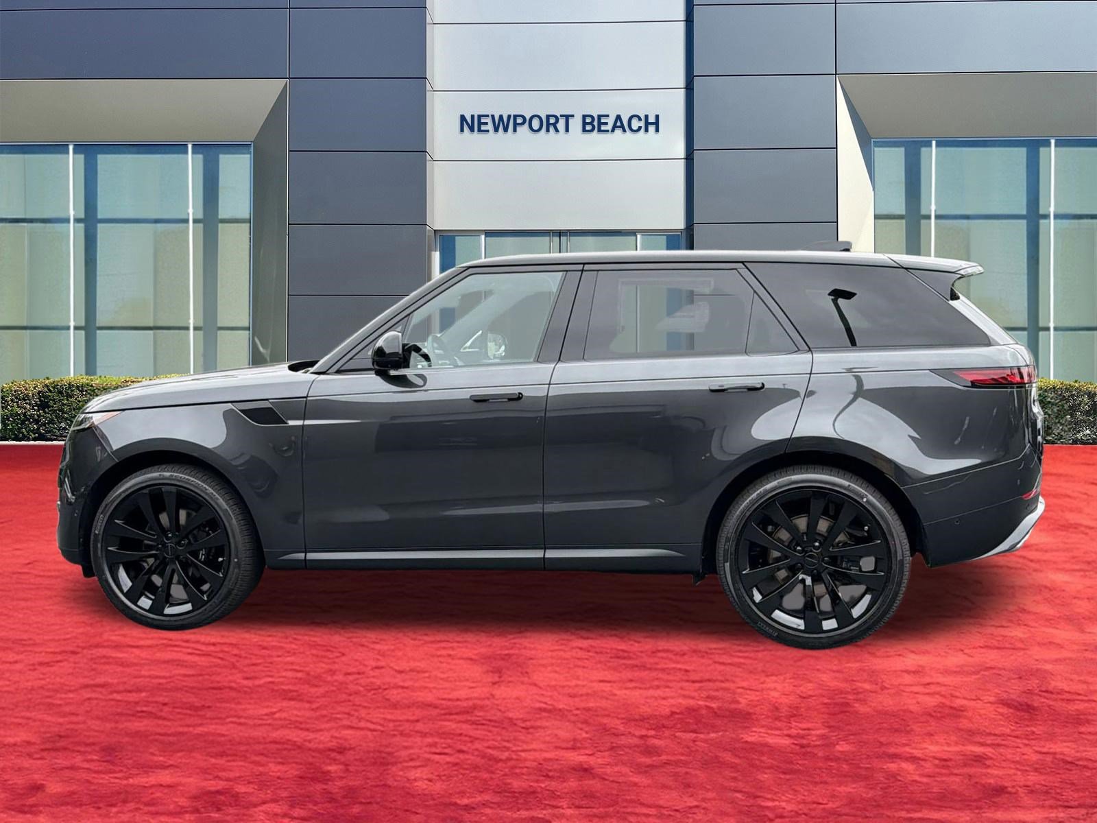 New 2026 Land Rover Range Rover Sport SE image 2