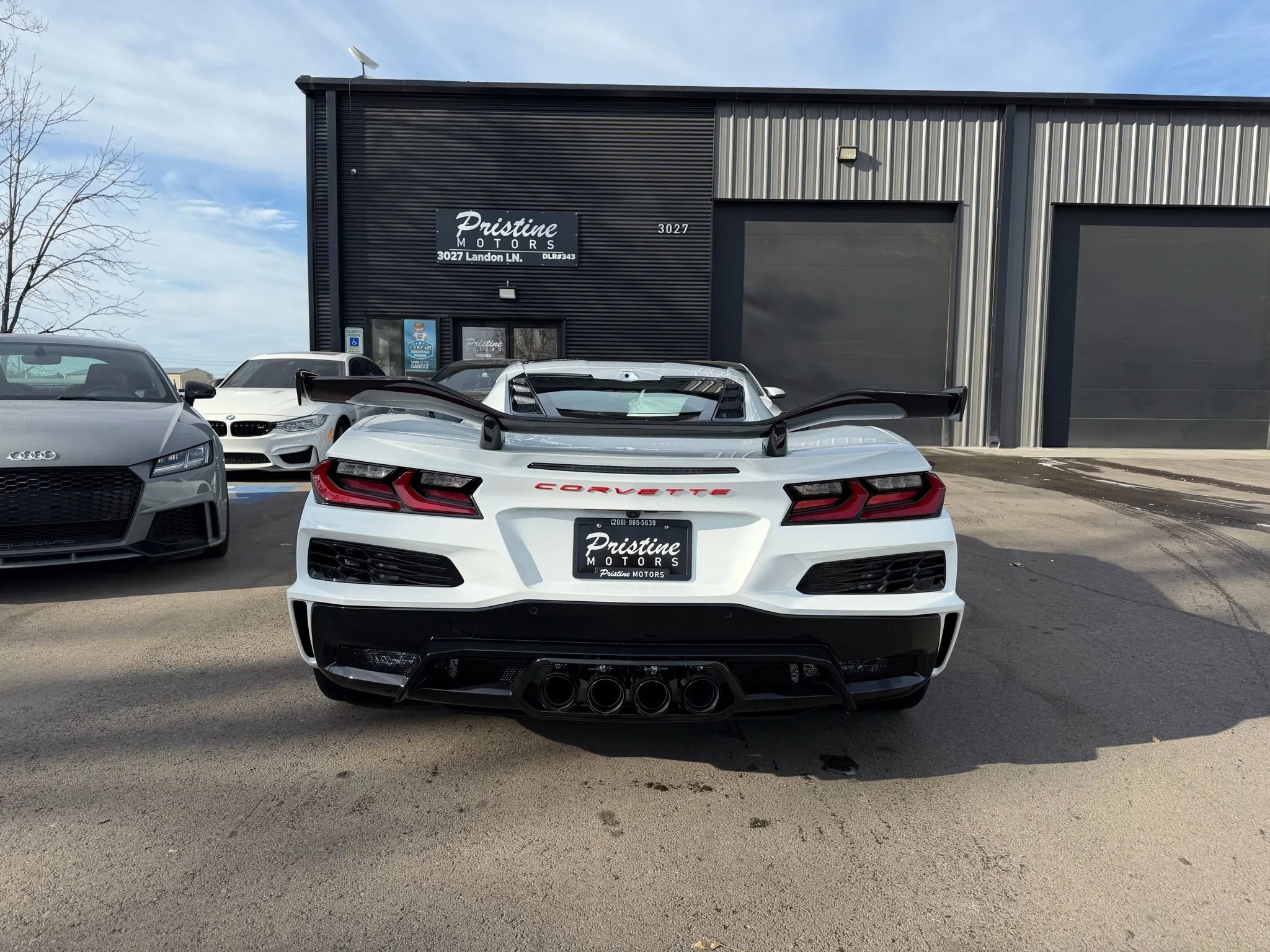 Used 2024 Chevrolet Corvette Z06 w/ Z07 Performance Package image 5