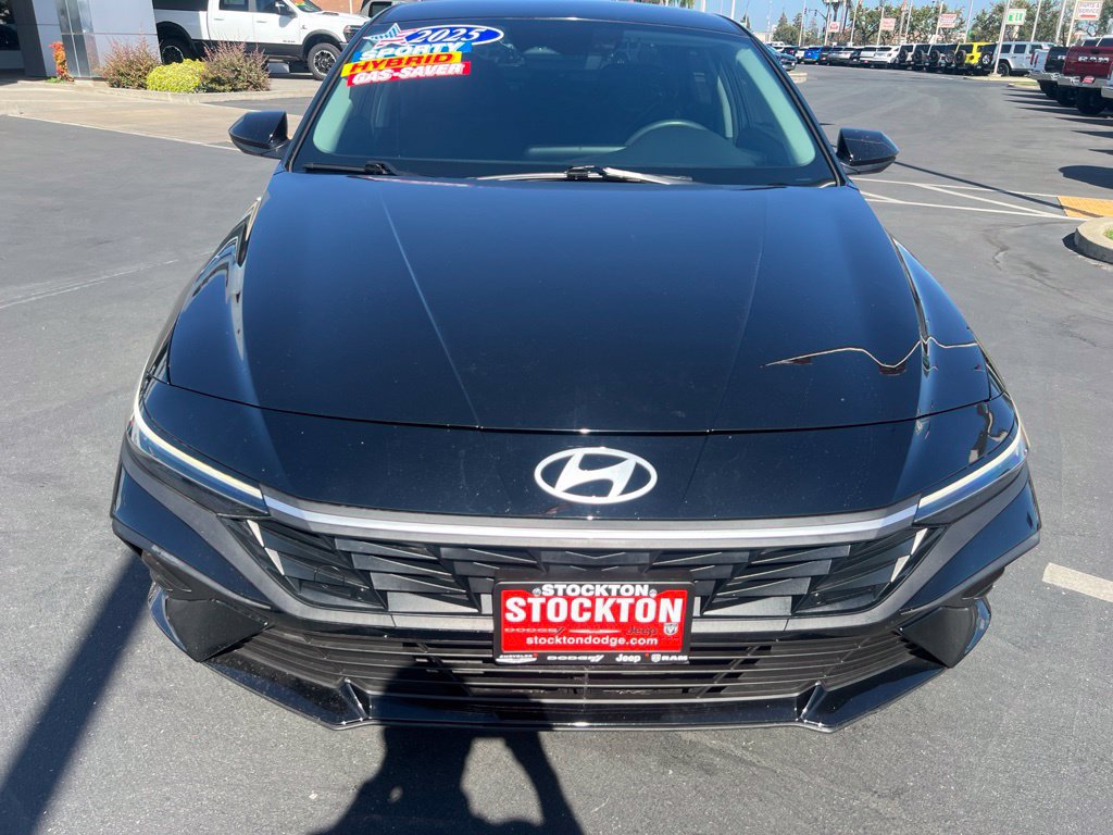 Used 2025 Hyundai Elantra Hybrid FWD image 10