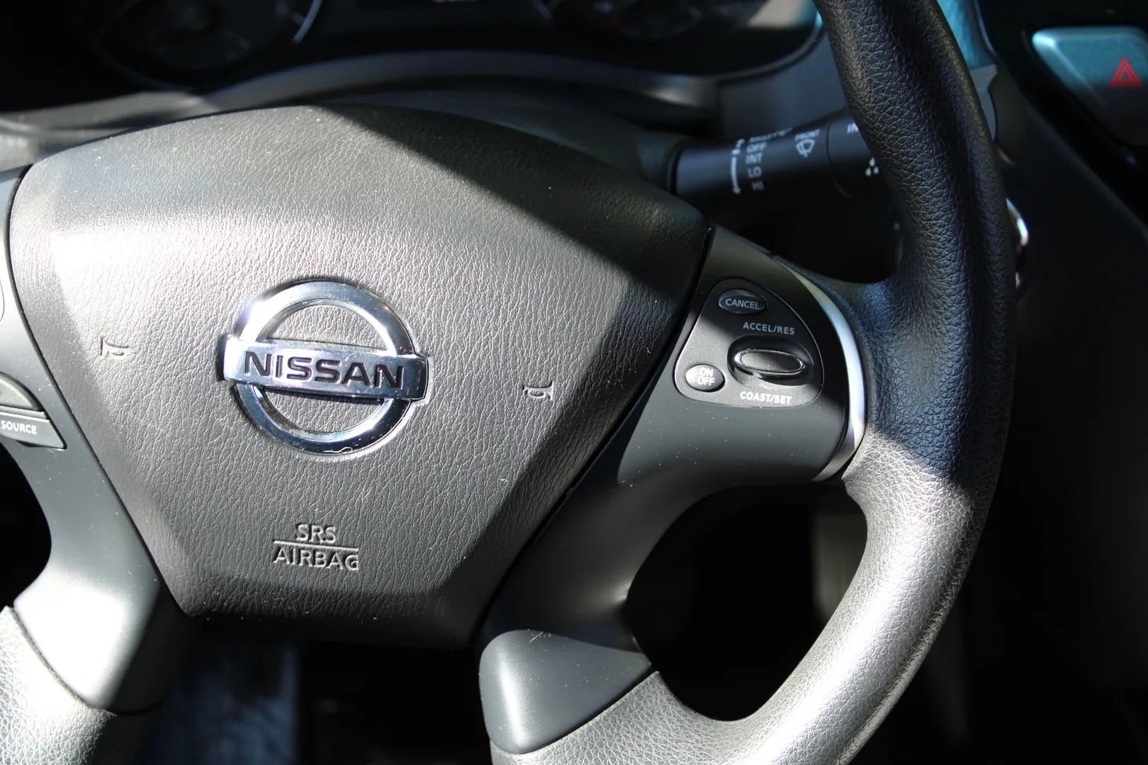 Used 2014 Nissan Pathfinder S image 21