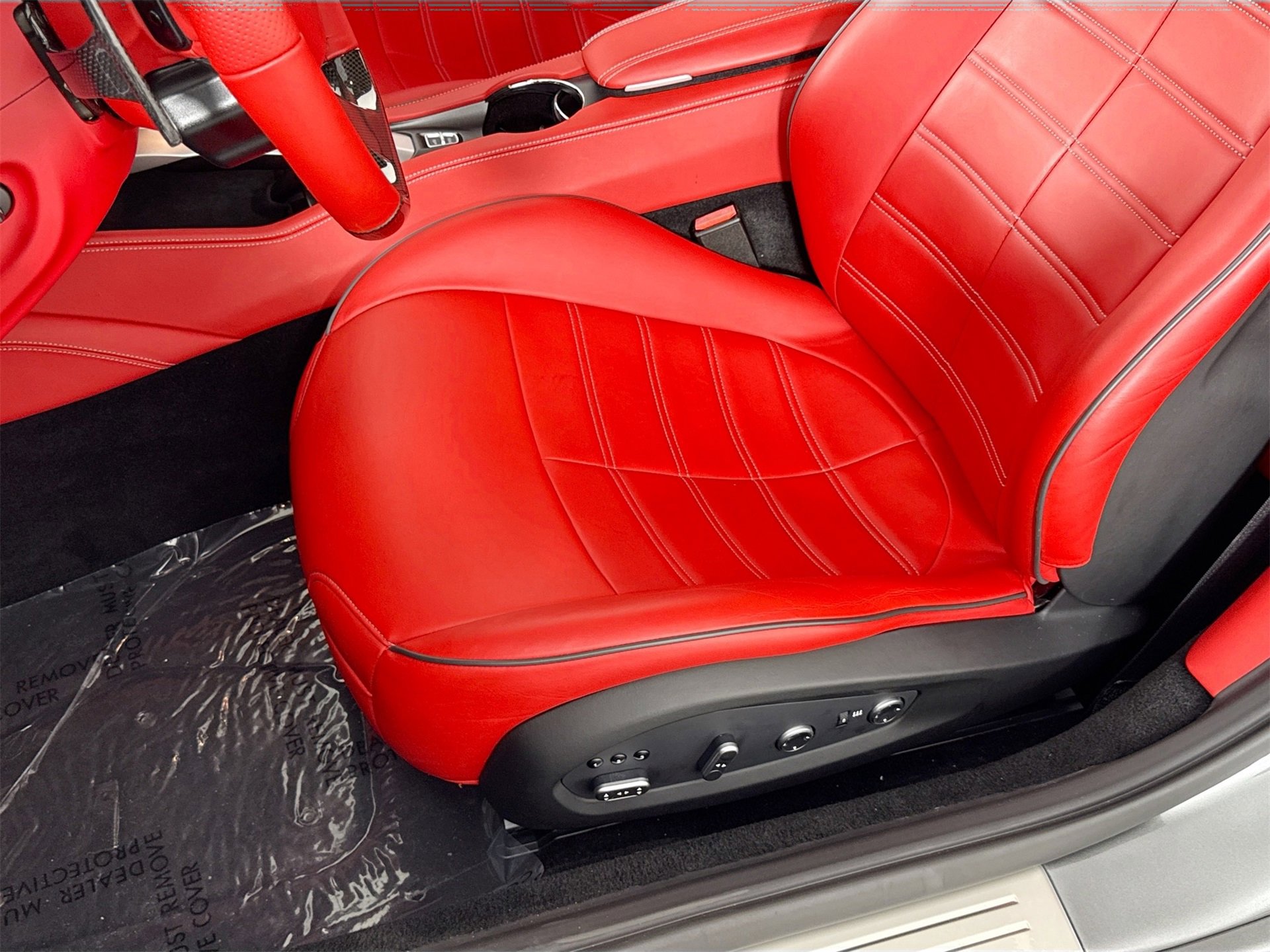 Certified 2017 Ferrari California T image 18