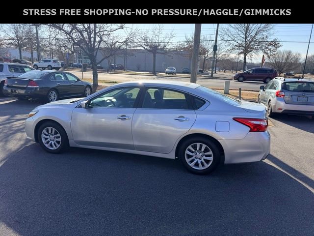 Used 2017 Nissan Altima 2.5 S w/ Power Driver Seat Package image 6