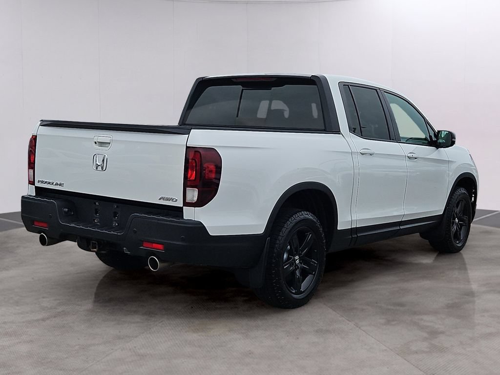 Certified 2021 Honda Ridgeline Black Edition image 4