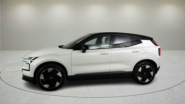 New 2026 Volvo EX30 Plus w/ Protection Package Premier AWD/4WD image 7