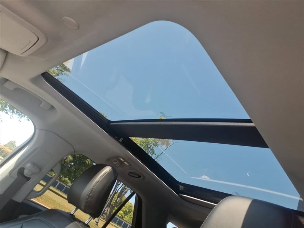 Used 2023 Ford Explorer XLT w/ Equipment Group 202A image 12