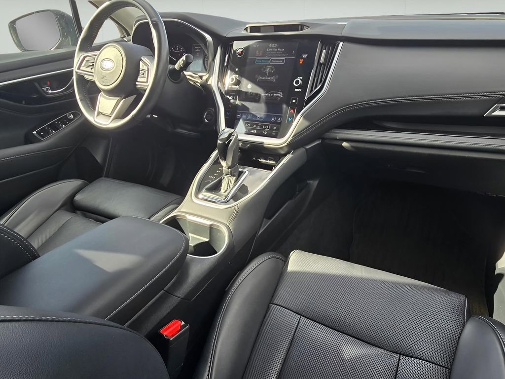 Used 2023 Subaru Outback Limited image 15