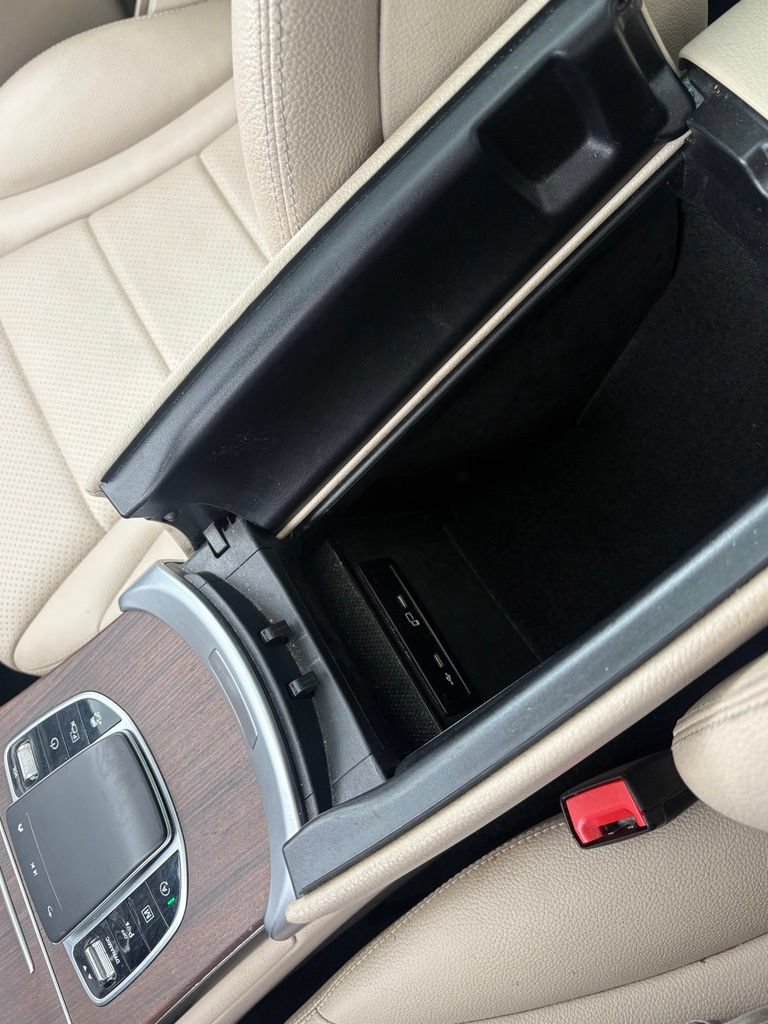 Used 2021 Mercedes-Benz GLC 300 4MATIC image 38
