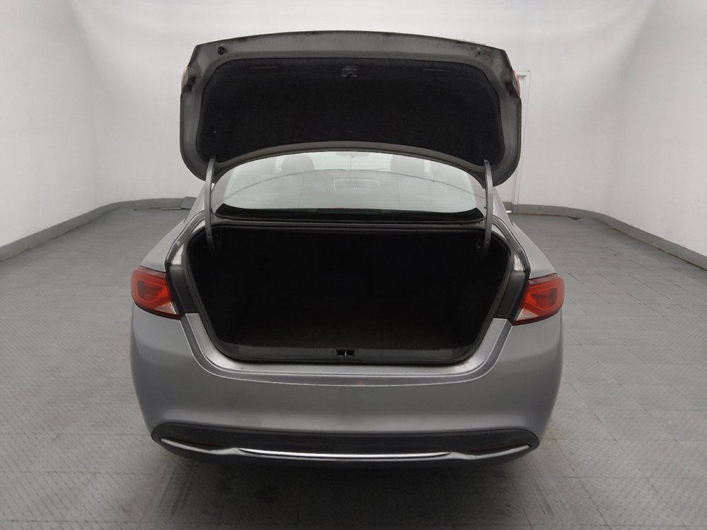 Used 2015 Chrysler 200 Limited w/ Convenience Group FWD image 29