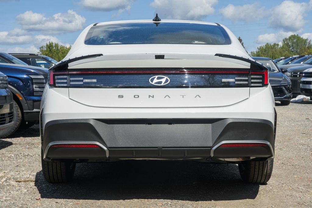 New 2026 Hyundai Sonata SE FWD image 5