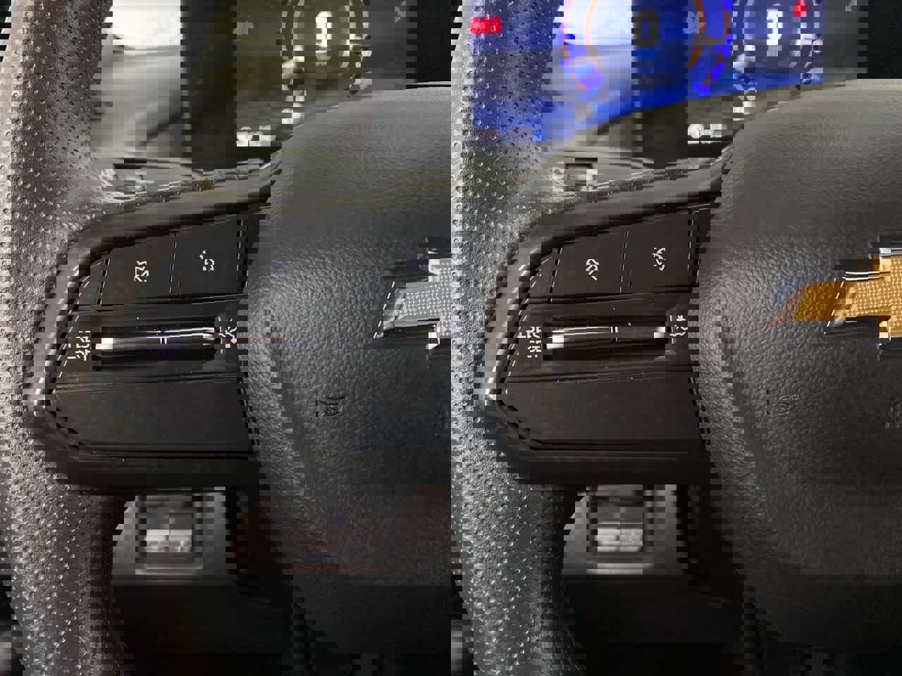 Used 2024 Chevrolet Silverado EV W/T image 19