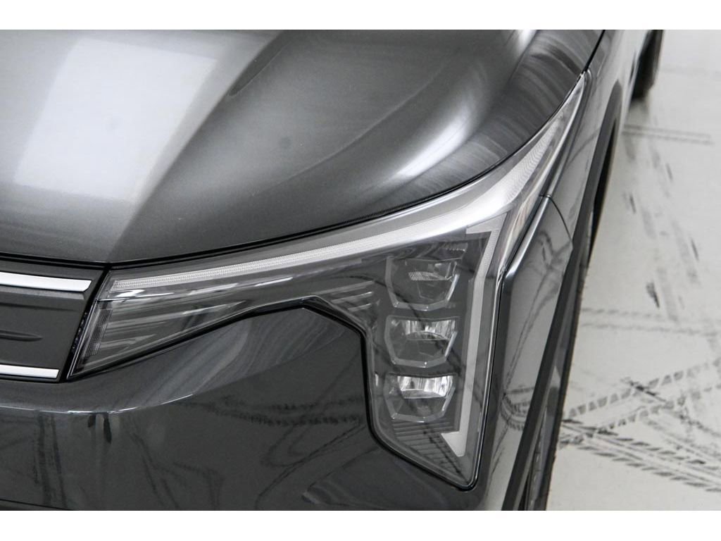 New 2026 Kia K4 FWD image 9