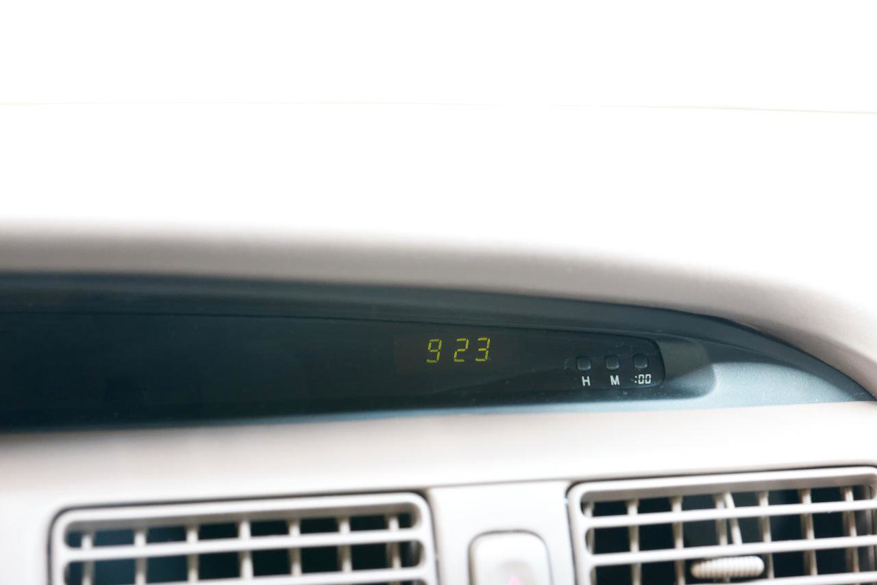 Used 1996 Toyota Avalon XL FWD image 38