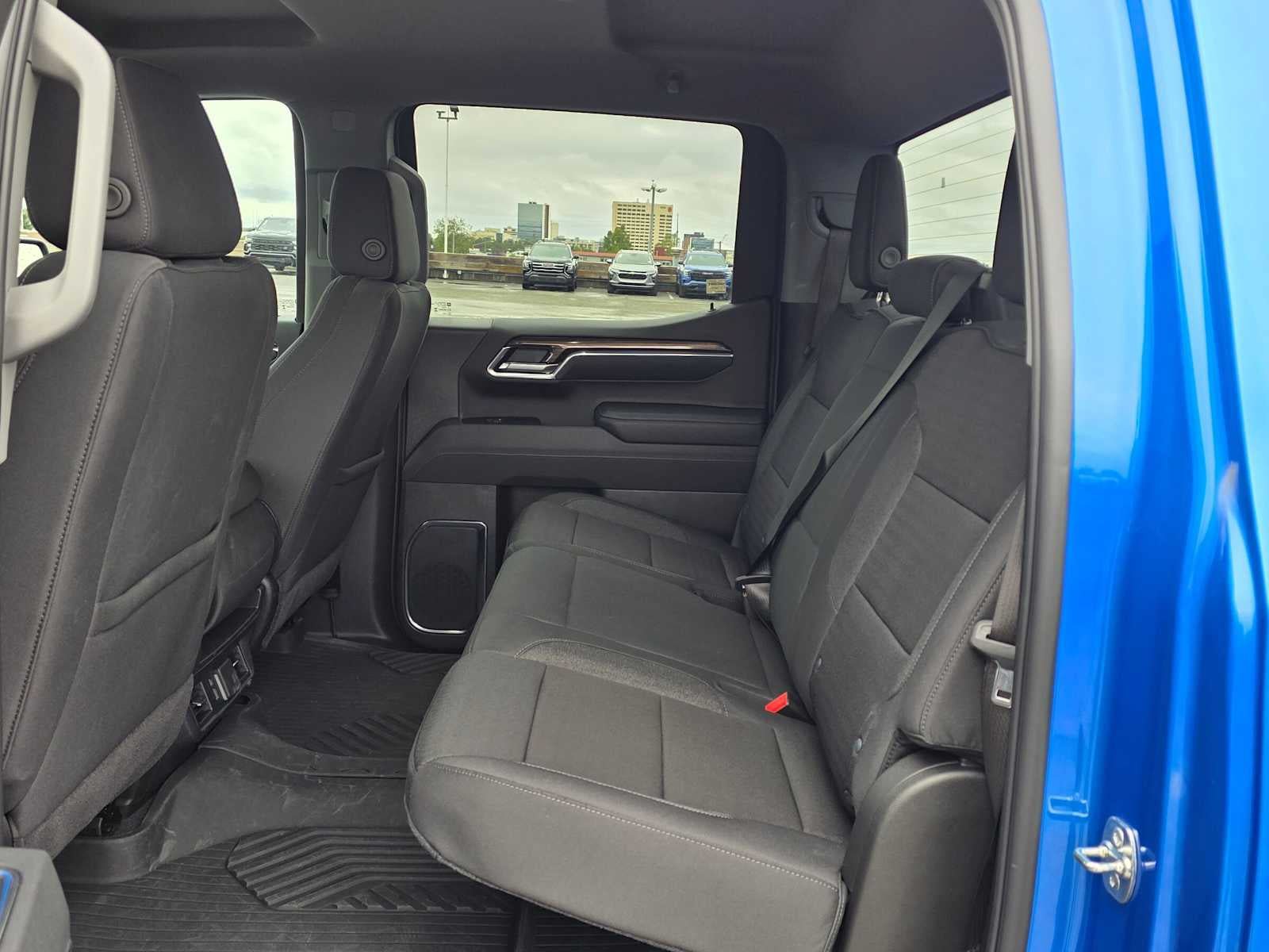 Used 2025 Chevrolet Silverado 1500 LT Trail Boss AWD/4WD image 16