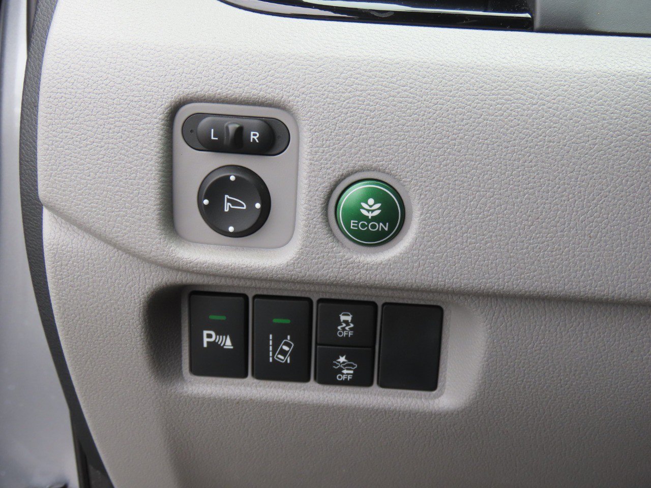 Used 2017 Honda Pilot Touring image 28