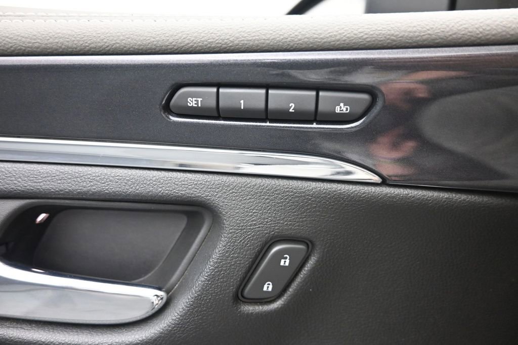 Used 2017 Chevrolet Impala Premier w/ Enhanced Convenience Package FWD image 14