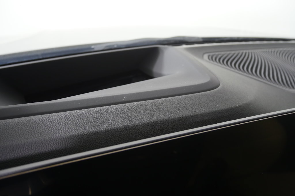 New 2026 BMW 330i Sedan w/ Premium Package RWD image 18