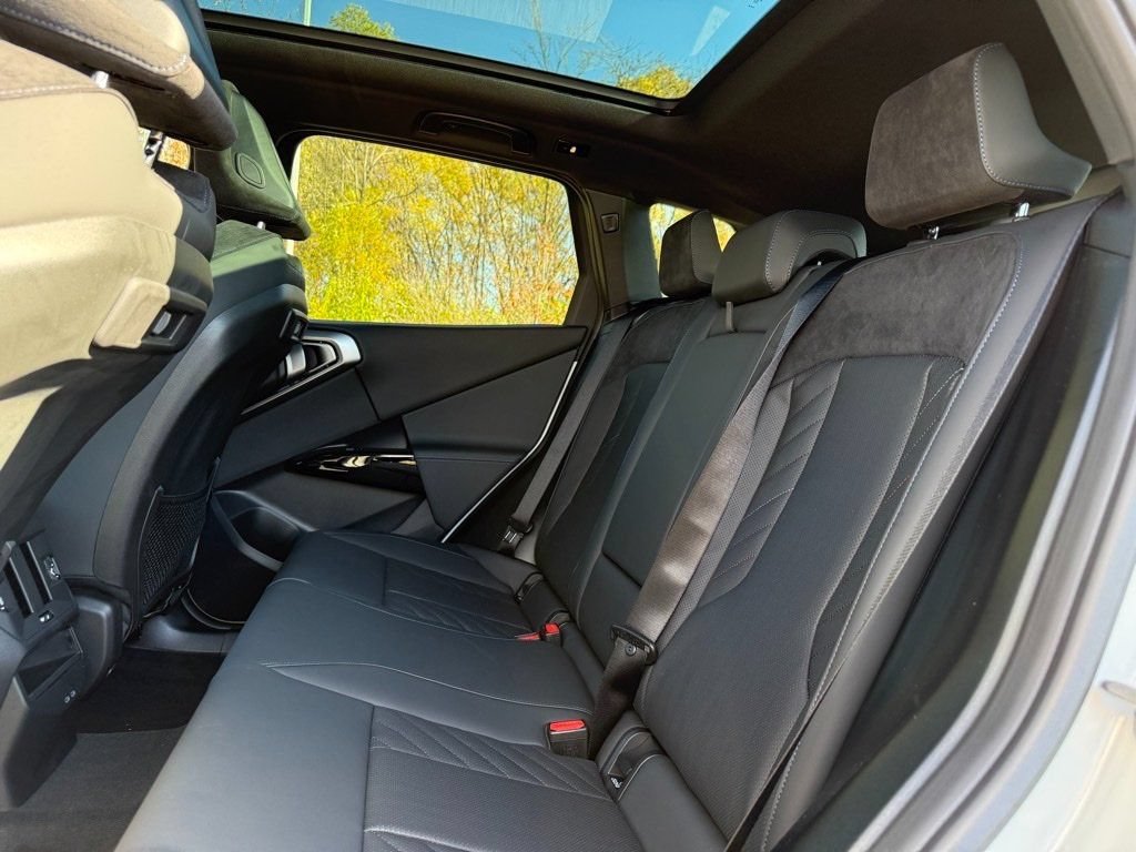 Used 2026 BMW X3 xDrive30i w/ M Sport Package AWD/4WD image 18