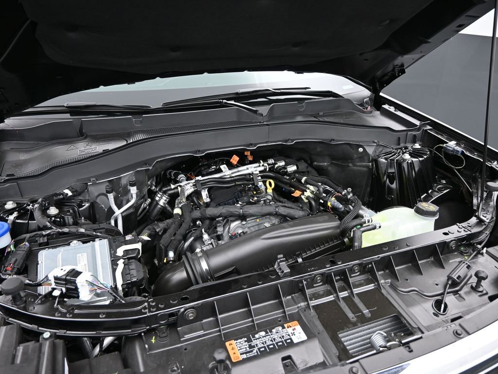 New 2025 Ford Explorer Active w/ Active Comfort Package image 10