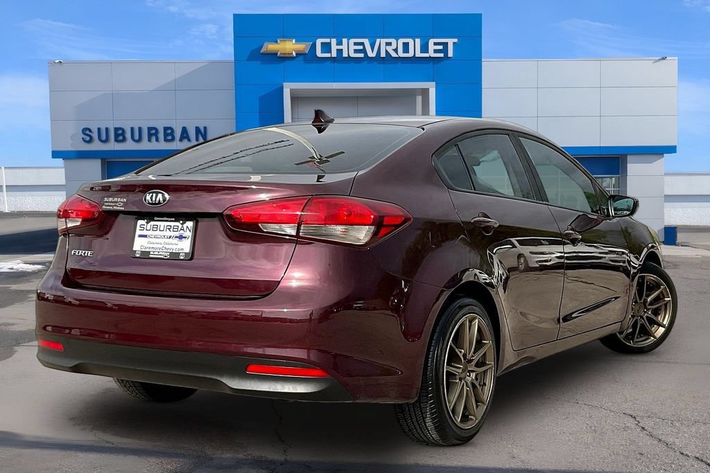 Used 2017 Kia Forte LX FWD image 4